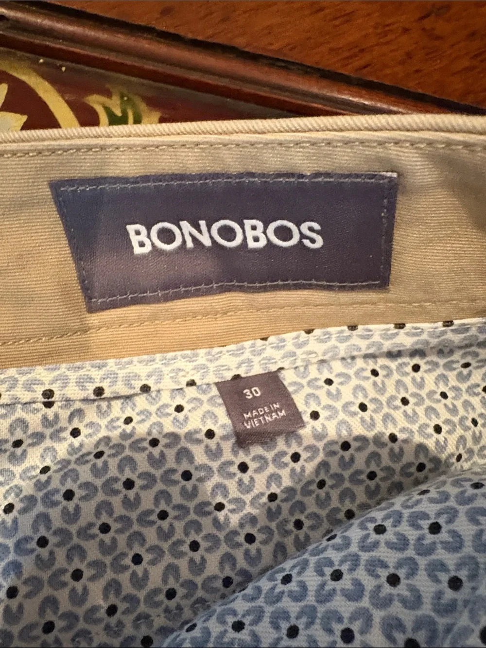 Bonobos Men's Khaki Flat-Front Cotton Shorts - Picture 3 of 3